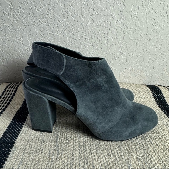 Adam Tucker Jenna Grey Suede Slingback Booties - Picture 3 of 7